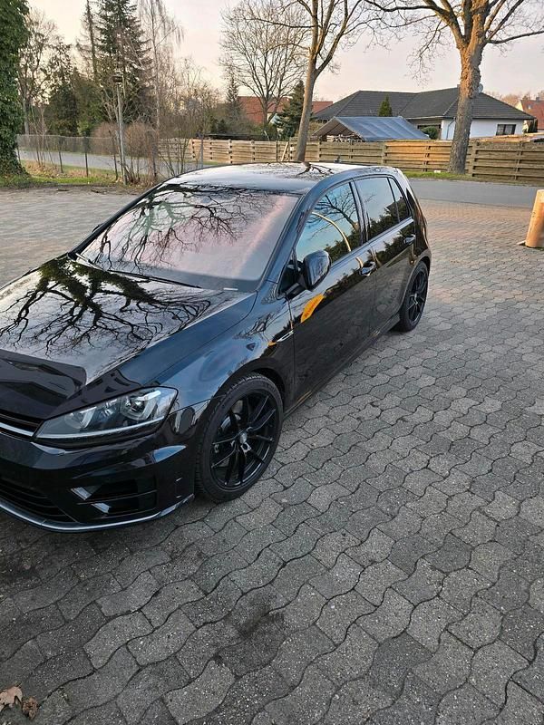 Gebraucht VW Golf VII R 300 PS (220 kW) 2017 Schwarz Limousine