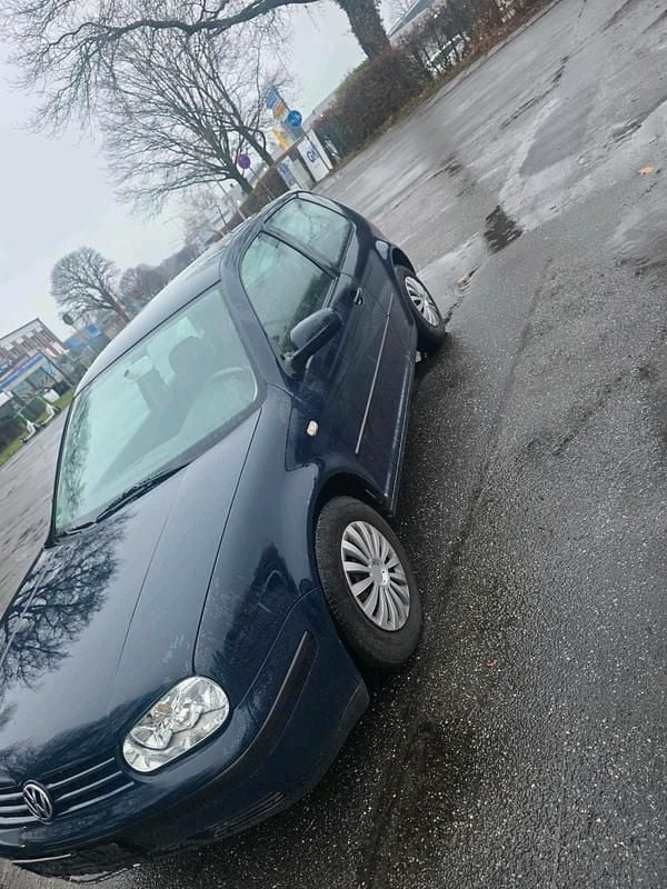 Gebraucht VW Golf IV 102 PS (75 kW) 2000 Blau Kleinwagen