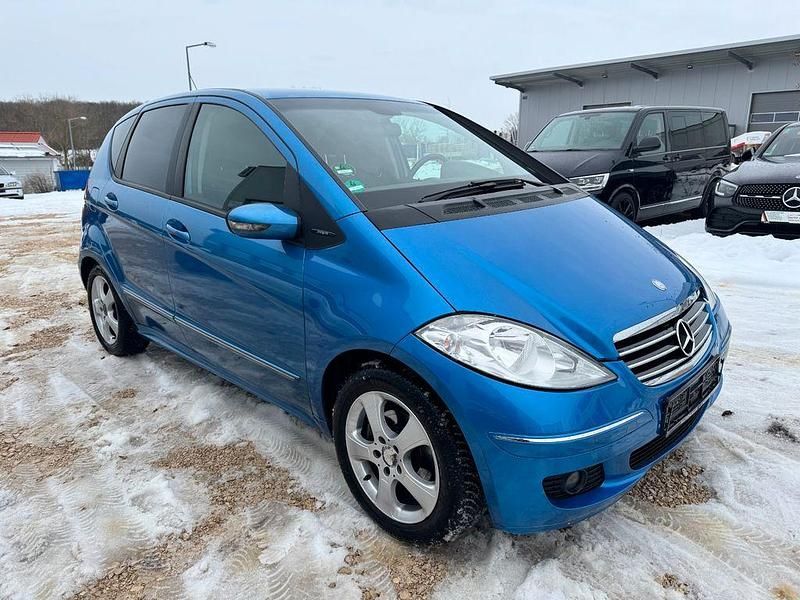 Gebraucht Mercedes A180 109 PS (80 kW) 2007 Blau Van / Kleinbus