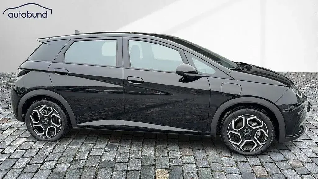 Nowe BYD Dolphin Comfort 150 kW (204 KM) 2026 Czarny Hatchback