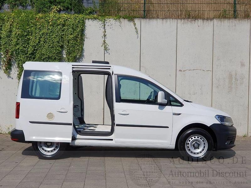 Gebraucht VW Caddy 110 PS (80 kW) 2016 Candyweiss Van / Kleinbus