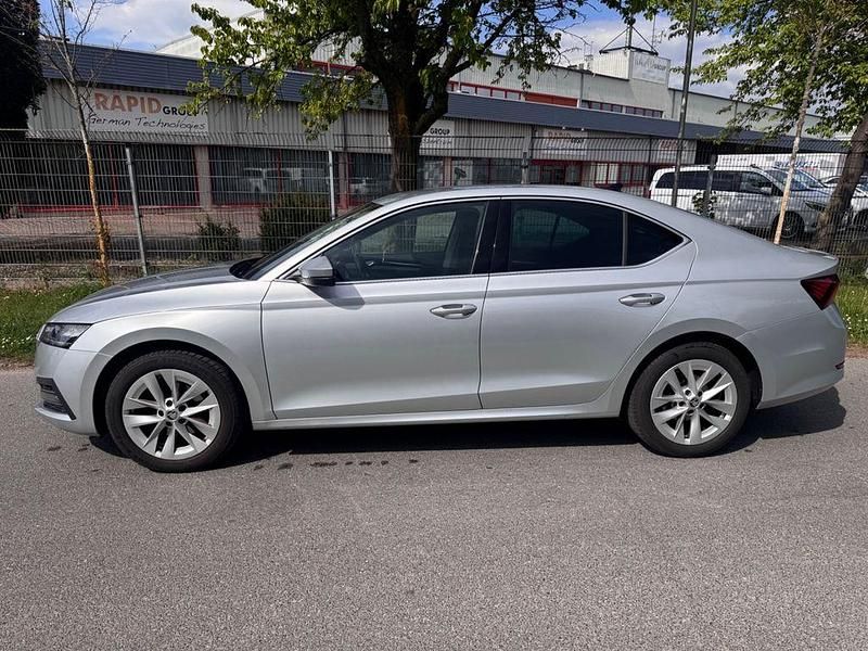 Gebraucht Skoda Octavia Style 116 PS (85 kW) 2022 Silber Limousine