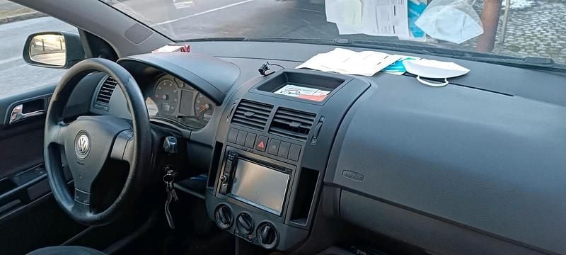 Gebraucht VW Polo 60 PS (44 kW) 2009 Schwarz Kleinwagen