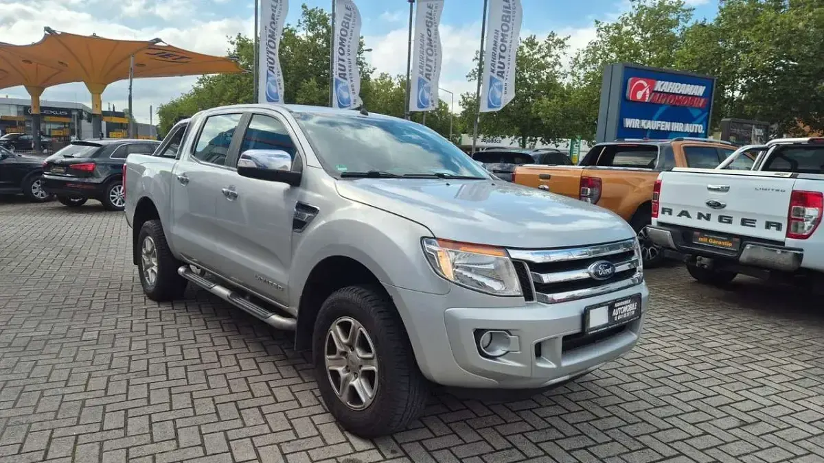 Gebraucht Ford Ranger Limited 150 PS (110 kW) 2015 Grau Pickup