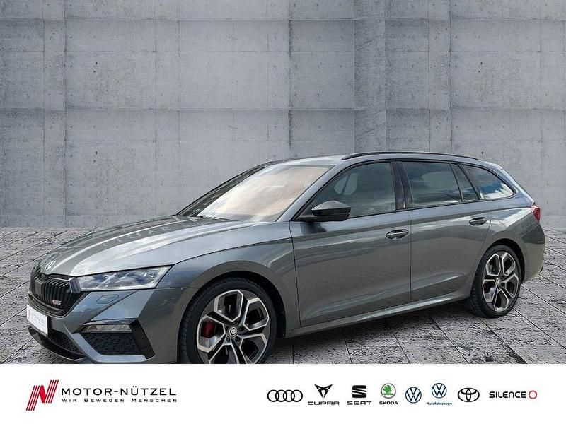 Graphitegrau metallic Gebraucht 2022 Skoda Octavia RS Kombi | 28.760 € (Fairer Preis) - Bild 1/4