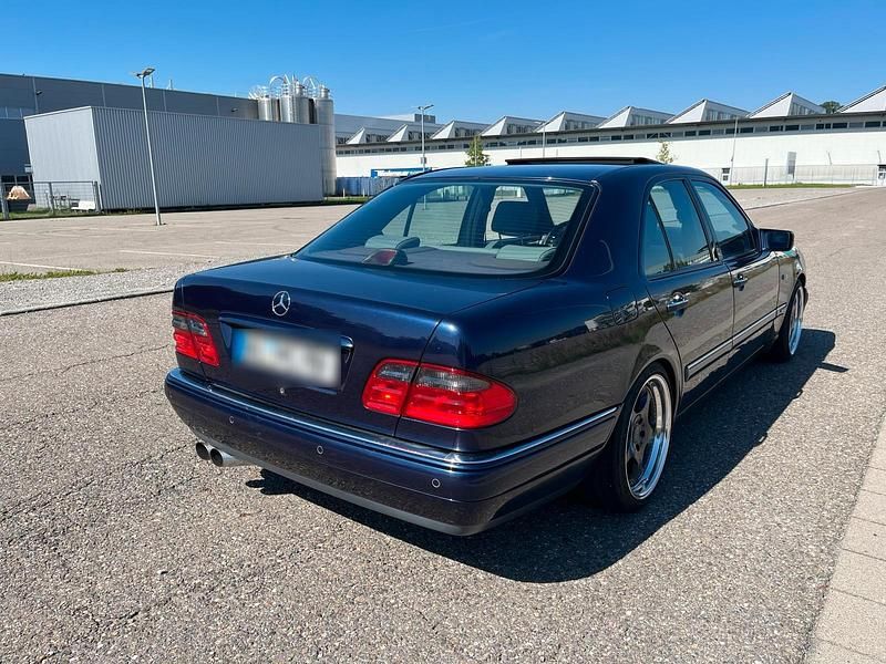 Gebraucht Mercedes E430 290 PS (213 kW) 1998 Blau Limousine