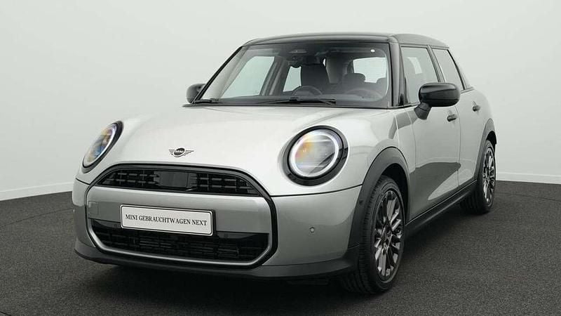 Grau Gebraucht 2024 Mini Cooper Classic Kleinwagen | 26.255 € (Superpreis) - Bild 1/4