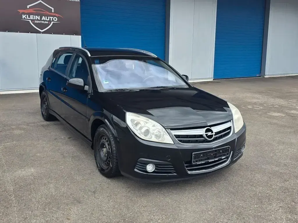 Gebraucht Opel Signum Cosmo 150 PS (110 kW) 2006 Schwarz Kleinwagen