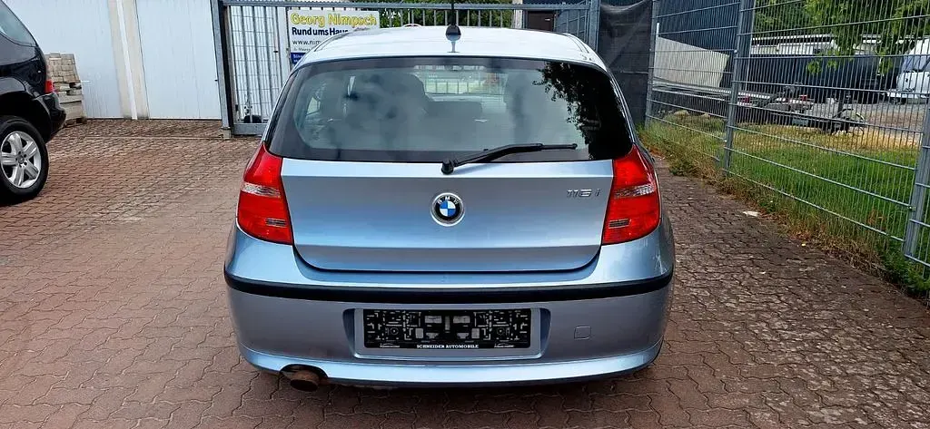 Gebraucht BMW 116 122 PS (89 kW) 2009 Grau Kleinwagen