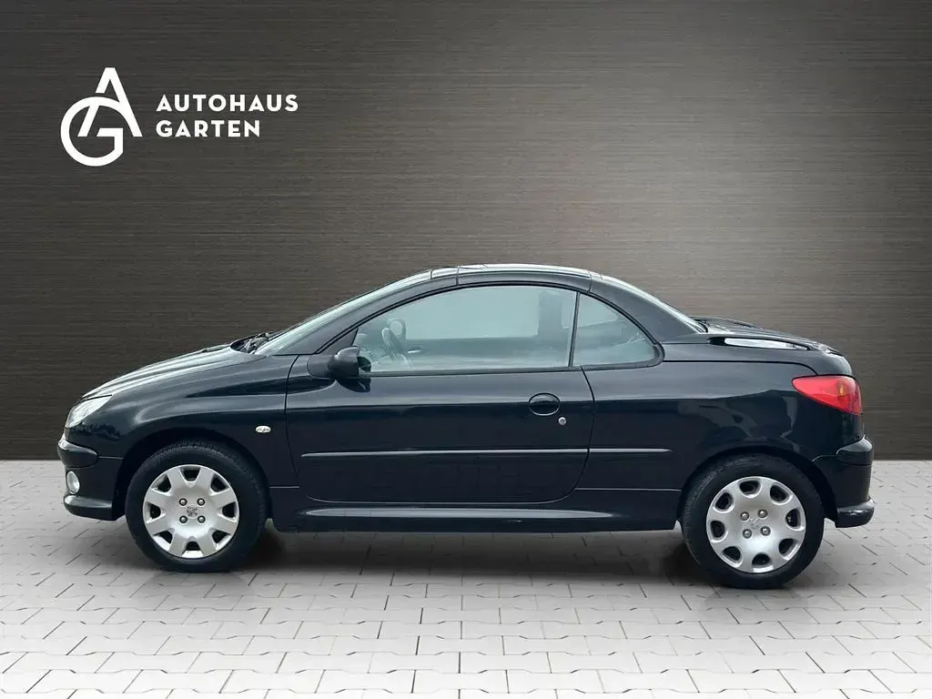 Gebraucht Peugeot 206 CC Filou 109 PS (80 kW) 2005 Noir obsidien Cabrio