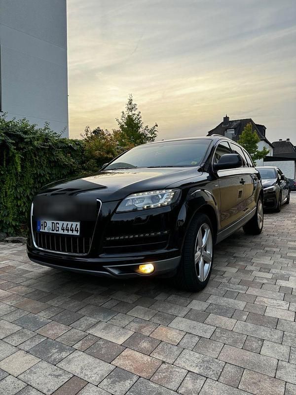 Schwarz Gebraucht 2011 Audi Q7 Ambiente SUV | 15.600 € (Fairer Preis) - Bild 1/4