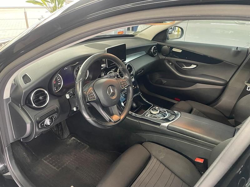 Gebraucht Mercedes C220 170 PS (125 kW) 2016 Schwarz Kombi