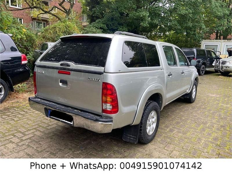 Gebraucht Toyota HiLux 171 PS (125 kW) 2004 Rot Pickup