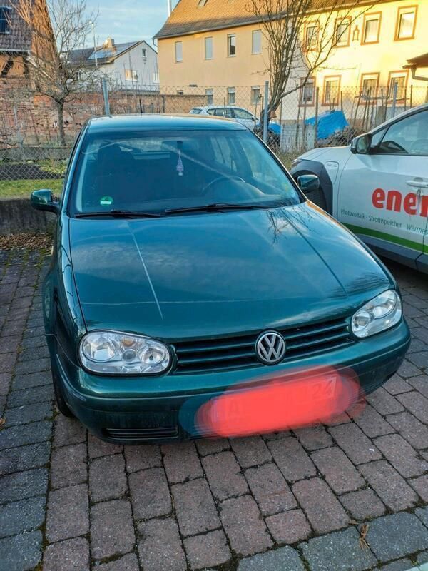 Grün Gebraucht 1999 VW Golf IV Limousine | 1.250 € (Fairer Preis) - Bild 1/4