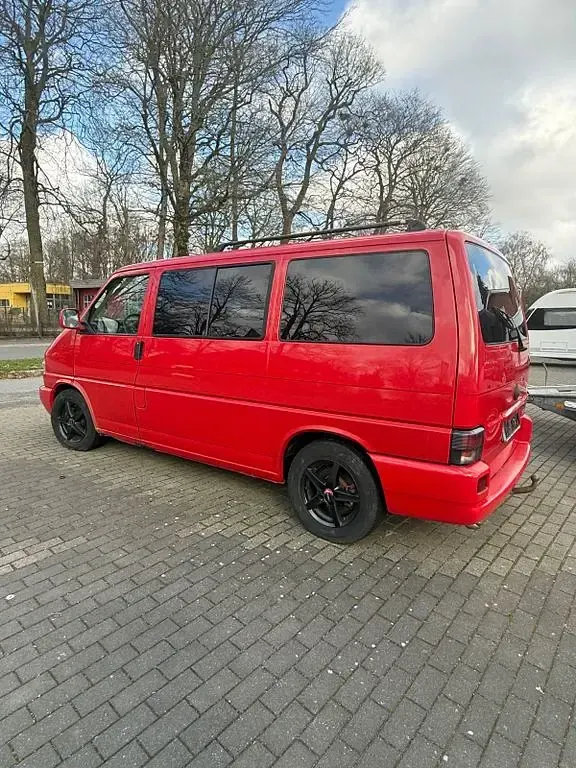 Gebraucht VW Multivan 102 PS (75 kW) 1999 Rot Van / Kleinbus