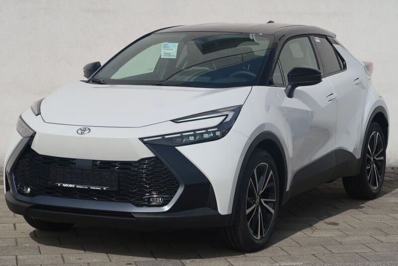 Schneeweiß/schwarz Neu 2025 Toyota C-HR Lounge SUV | 40.090 € (Fairer Preis) - Bild 1/4