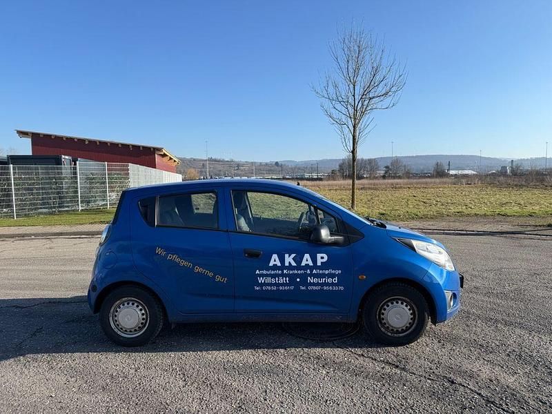 Używany Chevrolet Spark 68 KM (50 kW) 2011 Niebieski Hatchback