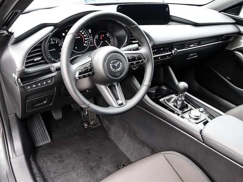 Neu Mazda 3 Exclusive-Line 186 PS (136 kW) 2025 Machine grey Limousine