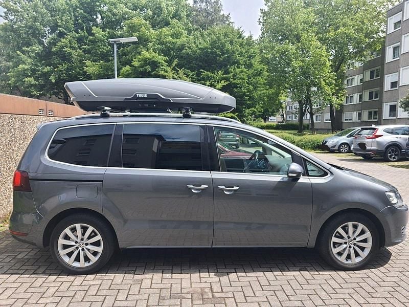 Gebraucht VW Sharan Highline 184 PS (135 kW) 2018 Grau Van / Kleinbus