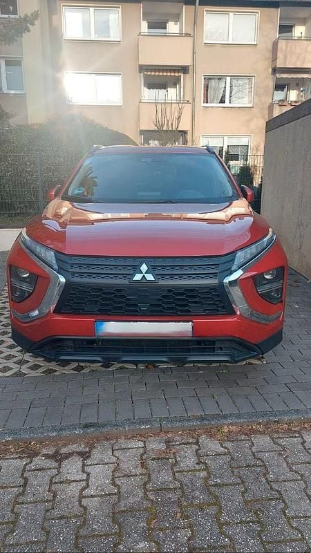 Gebraucht Mitsubishi Eclipse Cross Select 188 PS (138 kW) 2022 Rot SUV