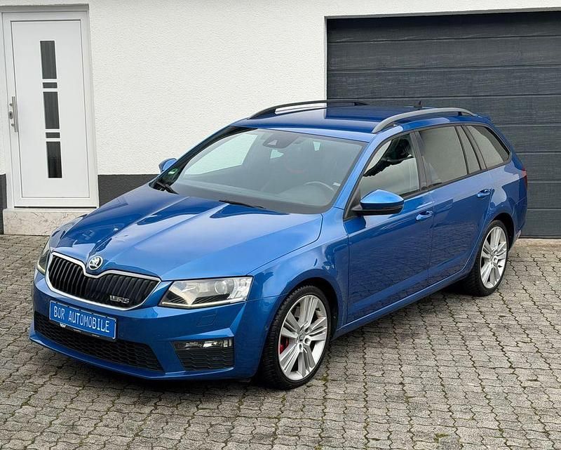 Blau Gebraucht 2015 Skoda Octavia RS Kombi | 10.970 € (Superpreis) - Bild 1/4