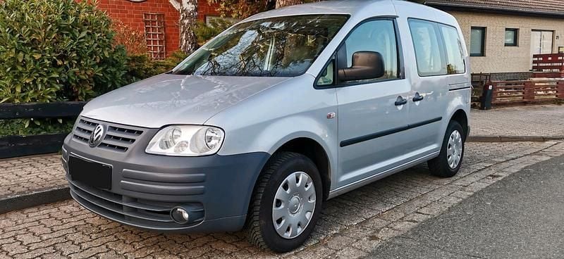 Gebraucht VW Caddy 80 PS (58 kW) 2009 Silber Van / Kleinbus
