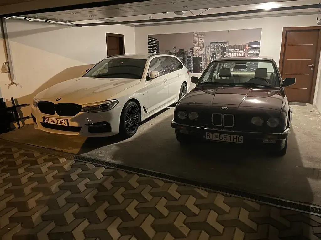 Gebraucht BMW 323 139 PS (102 kW) 1982 Rot