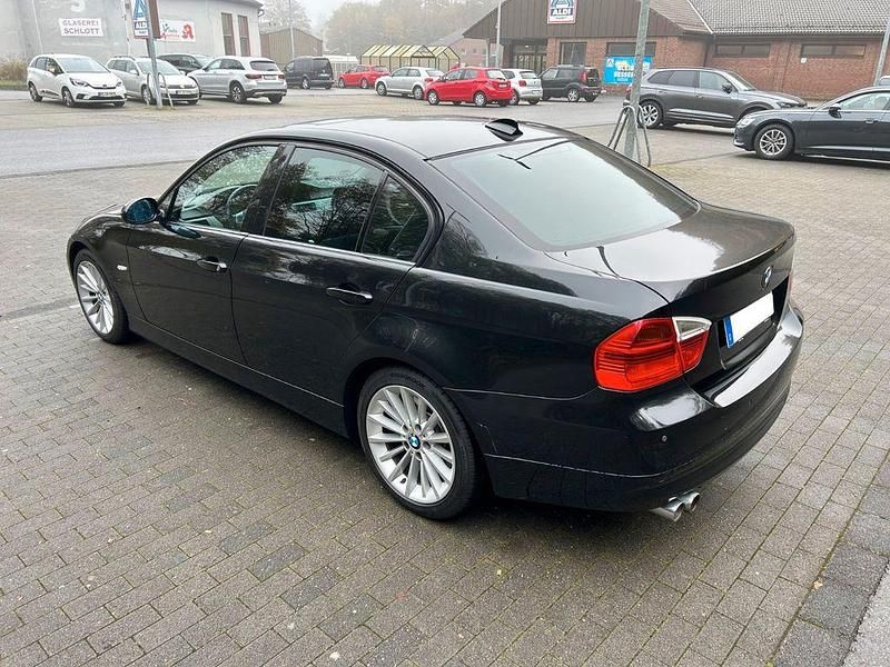 Gebraucht BMW 330 231 PS (169 kW) 2006 Schwarz Limousine