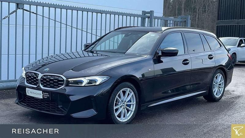 Gebraucht BMW 340 374 PS (275 kW) 2025 Saphirschwarz metallic Kombi