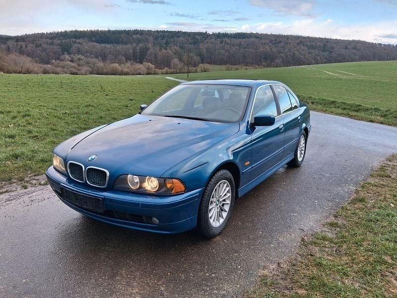 Gebraucht BMW 530 231 PS (169 kW) 2001 Blau Limousine