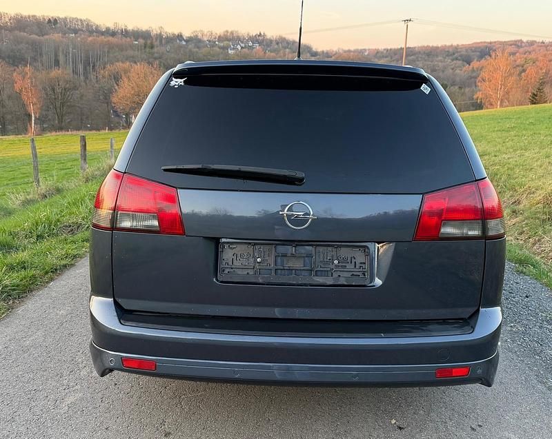 Gebraucht Opel Vectra 150 PS (110 kW) 2009 Blau Kombi