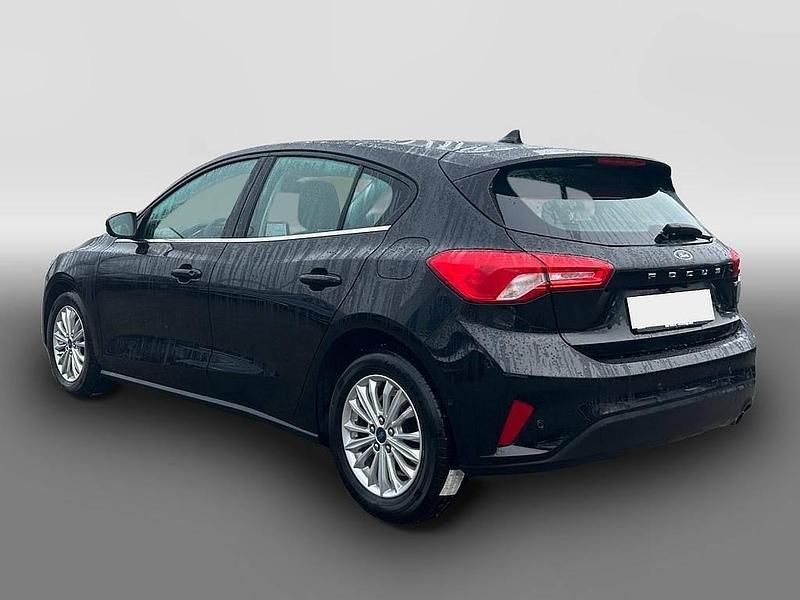 Gebraucht Ford Focus Titanium 125 PS (91 kW) 2022 Schwarz Limousine