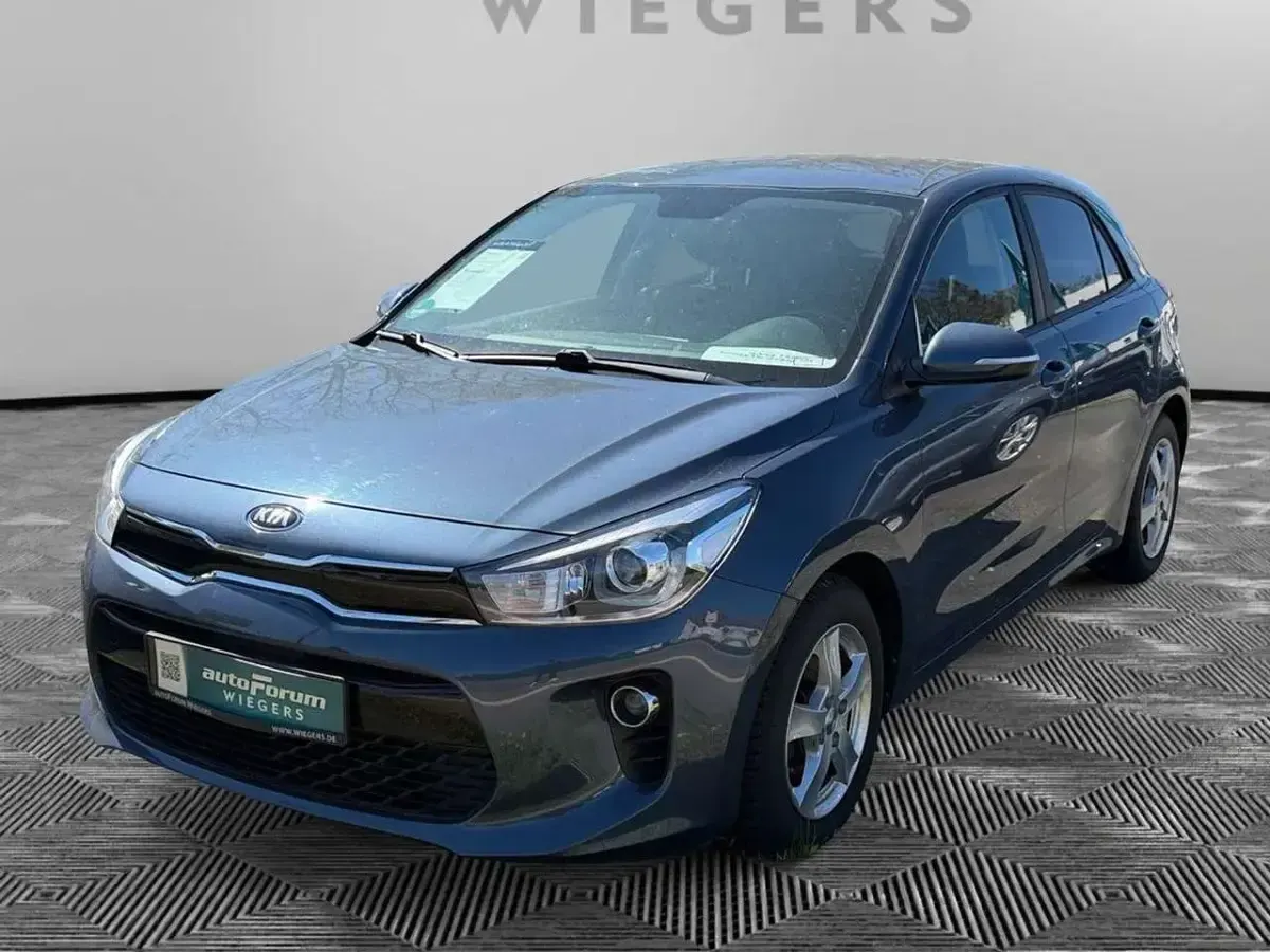 Gebraucht Kia Rio DREAM-TEAM Edition 84 PS (61 kW) 2020 Blau Limousine