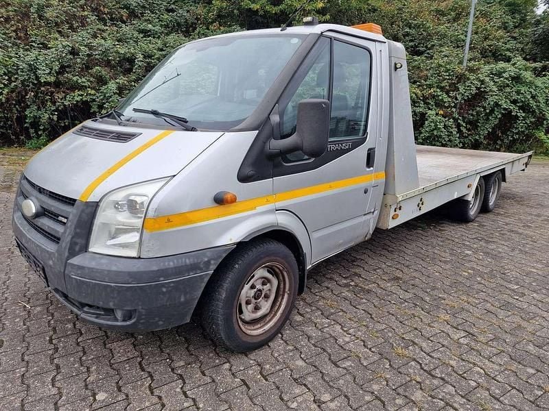 Gebraucht Ford Transit 140 PS (102 kW) 2007 Silber Van / Kleinbus
