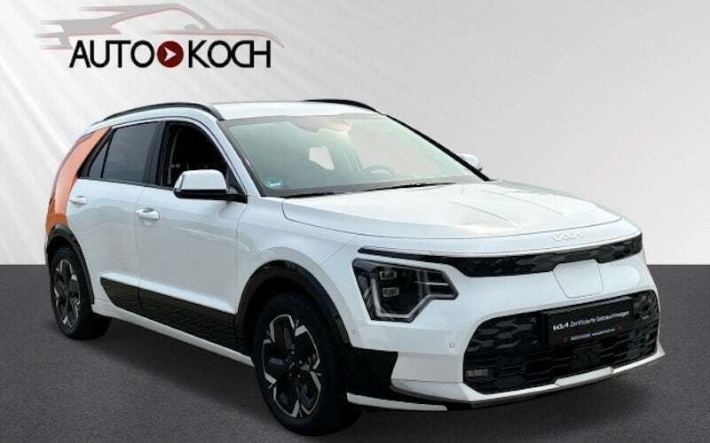Snow white pearl Gebraucht 2023 Kia e-Niro Inspiration SUV | 28.990 € (Superpreis) - Bild 1/4