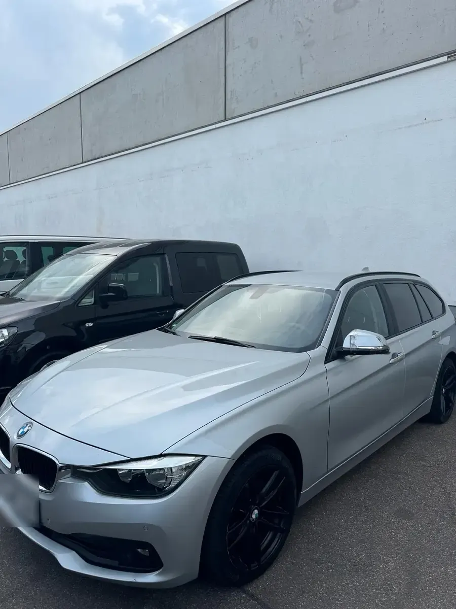 Gebraucht BMW 318 150 PS (110 kW) 2017 Grau Kombi