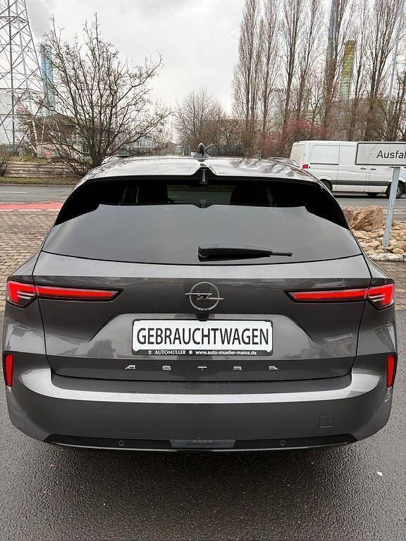 Używany Opel Astra Elegance 131 KM (96 kW) 2024 Szary Kombi
