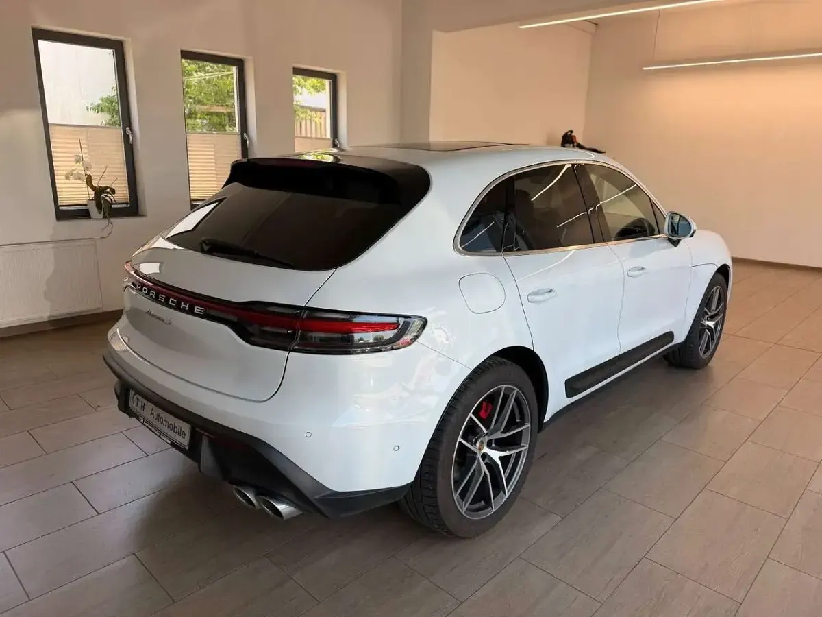 Gebraucht Porsche Macan 381 PS (280 kW) 2023 Carraraweiss/gletscherweiss SUV