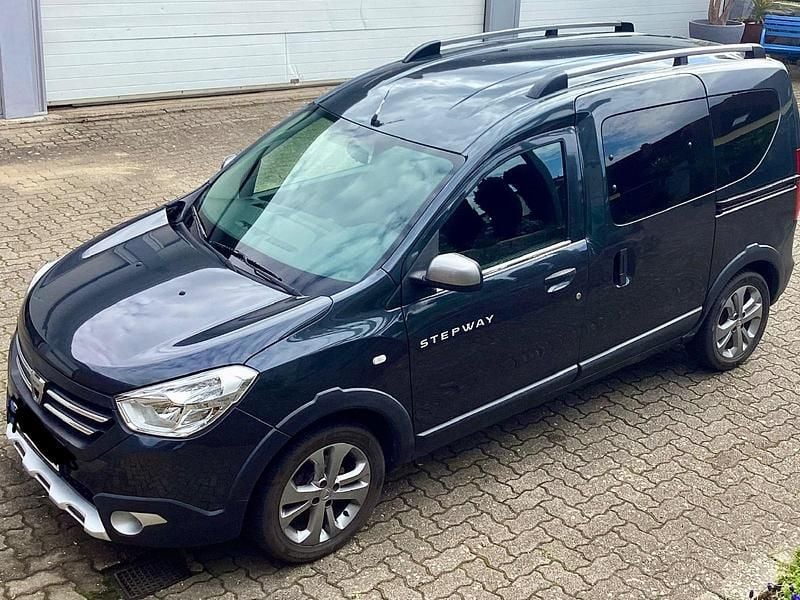 Gebraucht Dacia Dokker Stepway 112 PS (82 kW) 2015 Grau Van / Kleinbus