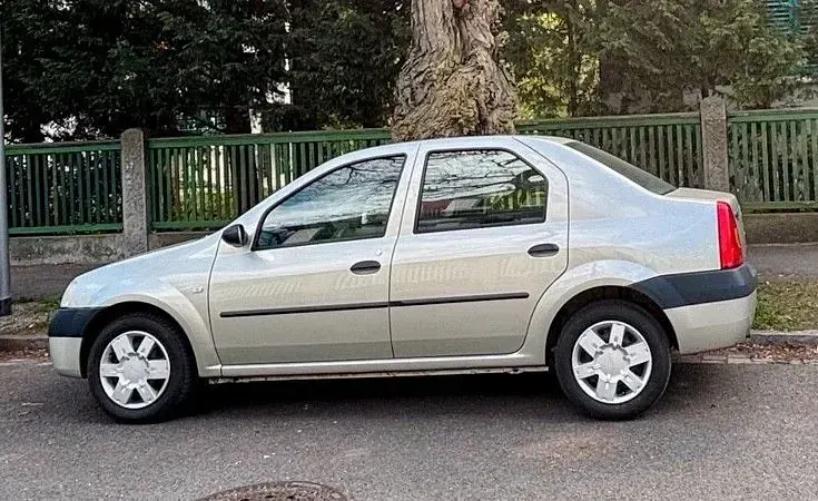 Gebraucht Dacia Logan Lauréate 87 PS (63 kW) 2006 Silber Limousine
