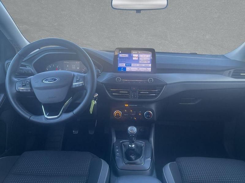 Gebraucht Ford Focus 101 PS (74 kW) 2022 Andere Limousine