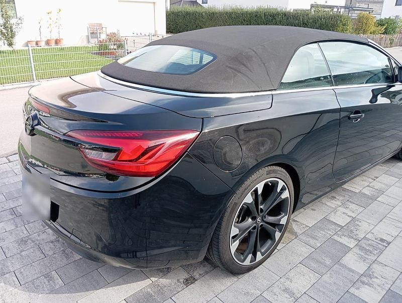 Gebraucht Opel Cascada 136 PS (100 kW) 2019 Silber Cabrio