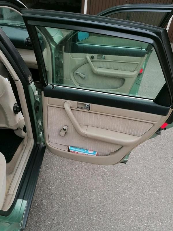 Gebraucht Audi 100 100 PS (73 kW) 1992 Grün Limousine