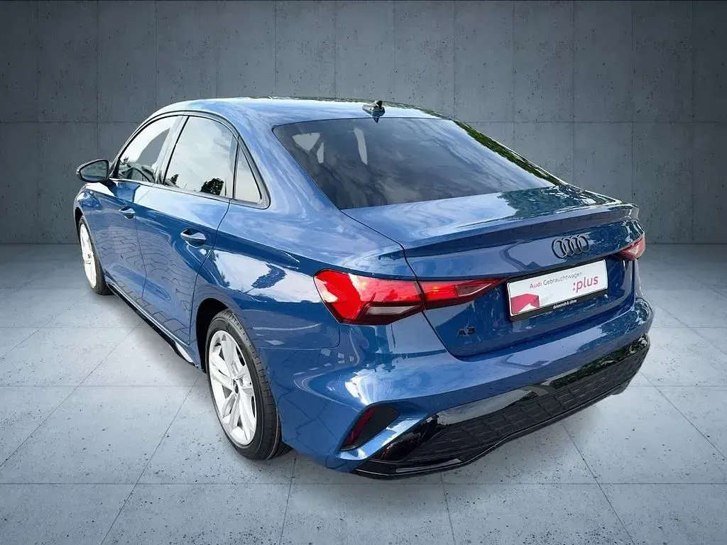 Gebraucht Audi A3 S-Line 150 PS (110 kW) 2025 Ascariblau metallic Limousine