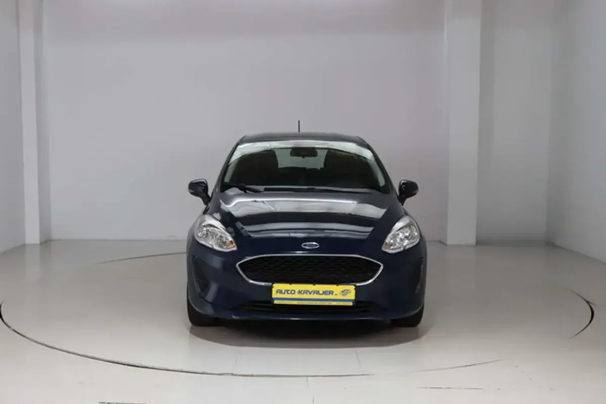 Używany Ford Fiesta 71 KM (52 kW) 2018 Niebieski Hatchback