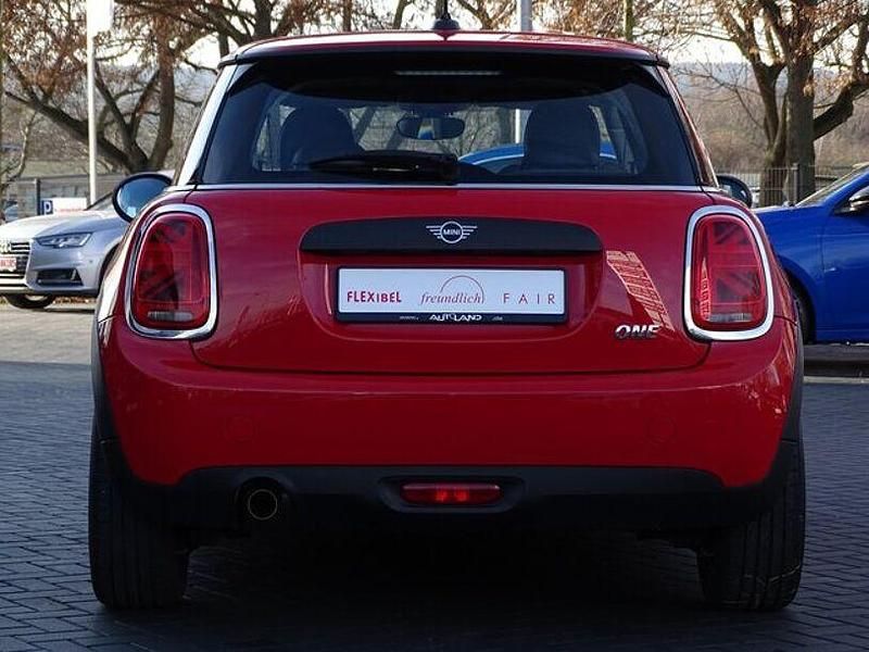 Gebraucht Mini ONE 102 PS (75 kW) 2020 Rot Kleinwagen