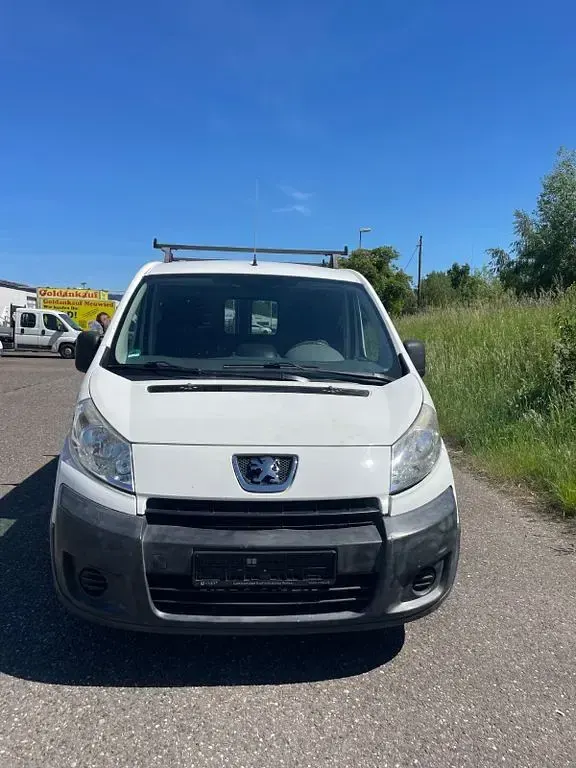 Gebraucht Peugeot Expert 90 PS (66 kW) 2009 Weiß Van