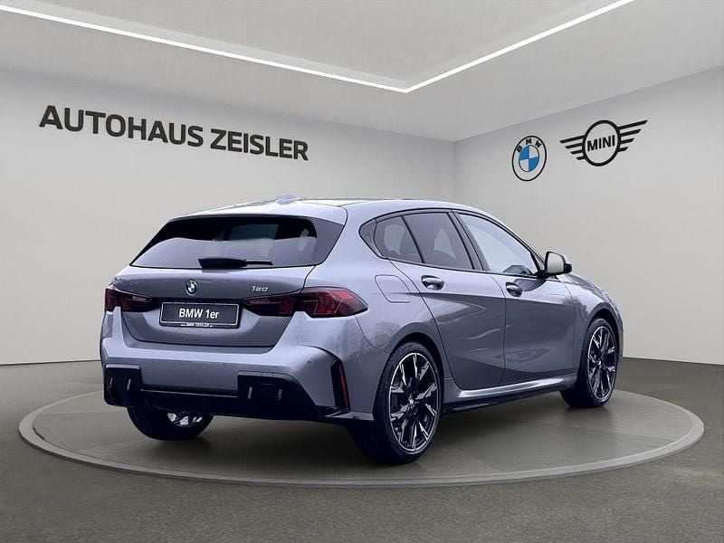 Uusi BMW 120 Performance 170 HP (125 kW) 2025 Harmaa Viistoperä