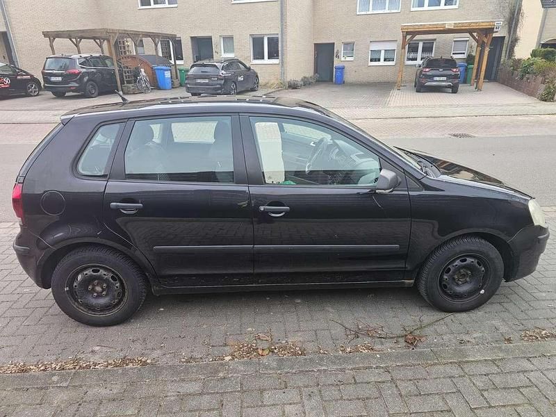 Gebraucht VW Polo 75 PS (55 kW) 2005 Schwarz Kleinwagen