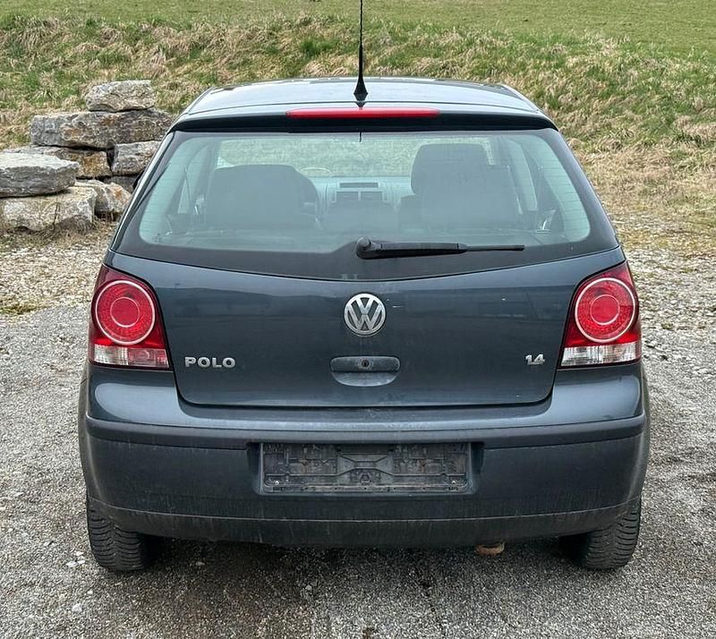 Gebraucht VW Polo 80 PS (58 kW) 2006 Grau Kleinwagen